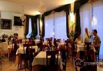 Hotel Royal Bosa 3*,  Italy